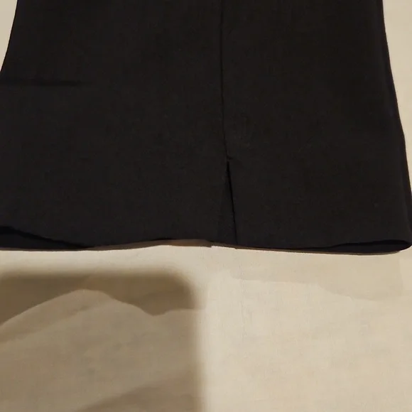 A. Byer Women's Waist Slimming Black Dress Pants Size 7 - Picture 2 of 8